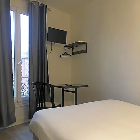 Le Saint Ouen מלון פריז