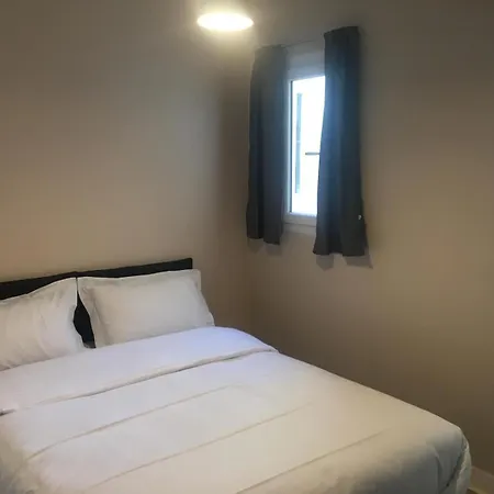 Hotel Le Saint Ouen Paříž